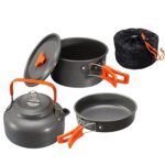 Camping kogegrej sæt i sort, grøn og orange - kompakt design til nem pakning og madlavning på tur