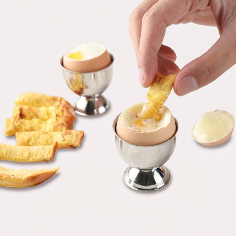 Æggeskålholder i rustfrit stål til oprejst servering og stabil holder til kogte æg ved morgenbordet - Service og køkkenredskaber product image