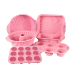 Silikone bageforme i pink til nem udløsning og varieret hjemmebagning med flere forme
