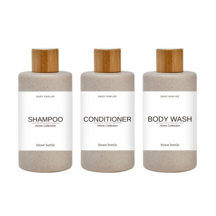 Tre genopfyldelige badeværelsesflasker á 300 ml med etiketter til shampoo, balsam og kropssæbe