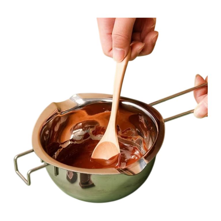 Smelteskål i rustfrit stål med langt håndtag og hældetude til chokolade